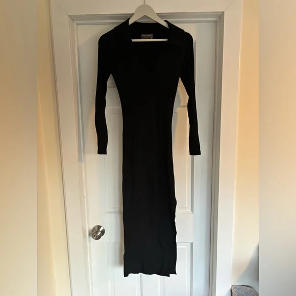 knee length dresses for ladies Pinkblush Black V-Neck Long Sleeve Fitted Maternity Maxi Dress main image 1